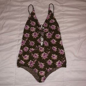 ACACIA CAPSULE ALOHA KOKOMO